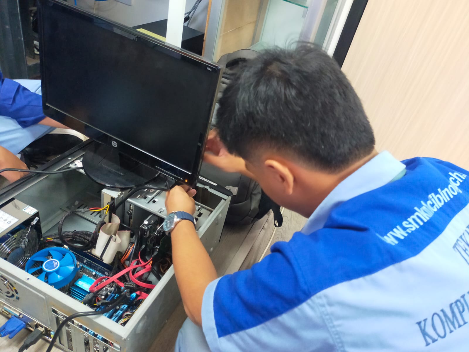 Maintain Komputer